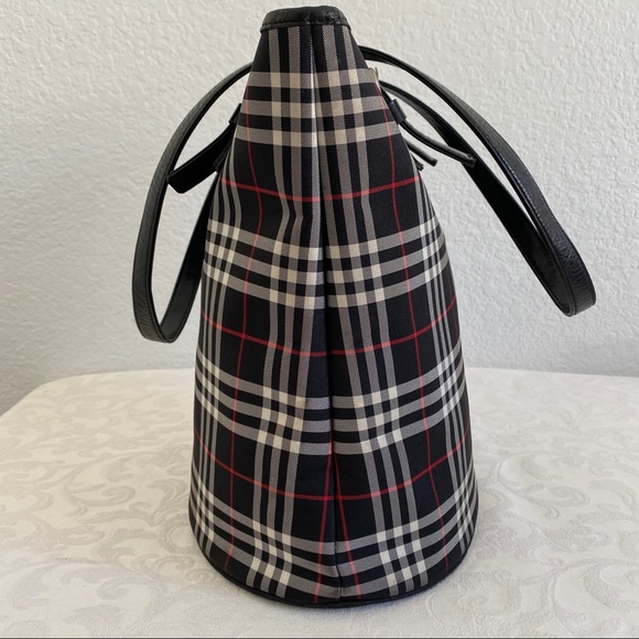 Burberry check nylons tote - Picture 6 of 9